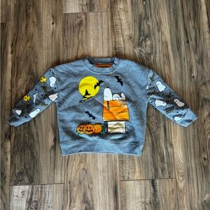 Cracker Barrel Snoopy Peanuts Gray Halloween Sweatshirt with Ghosts and Pumpkins